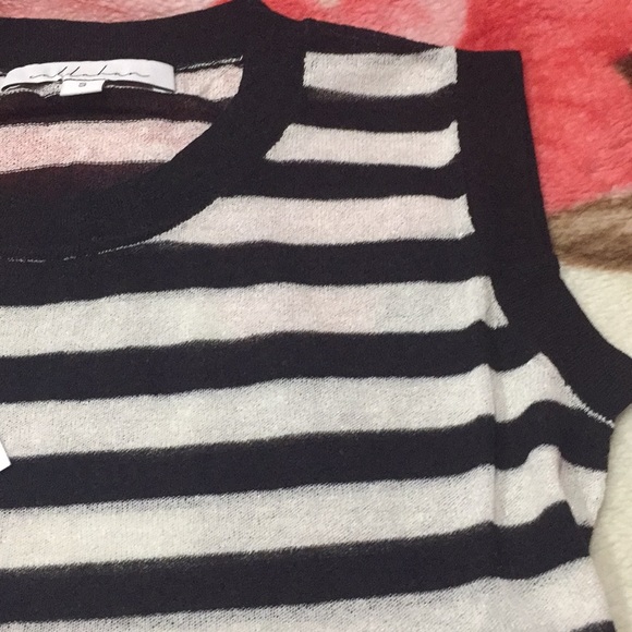 Last one! Chic Striped B&W Tank! - Picture 5 of 7